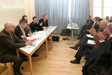 Pressekonferenz am Hans-Sachs-Gymnasium am 25. Februar 2005